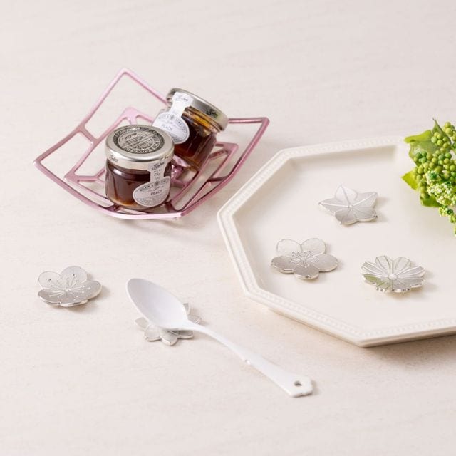 NOU SAKU 花形箸置き、カゴセット ありがとうギフト（KAGO - スクエア - S・箸置 - 花ばな)｜錫製雑貨