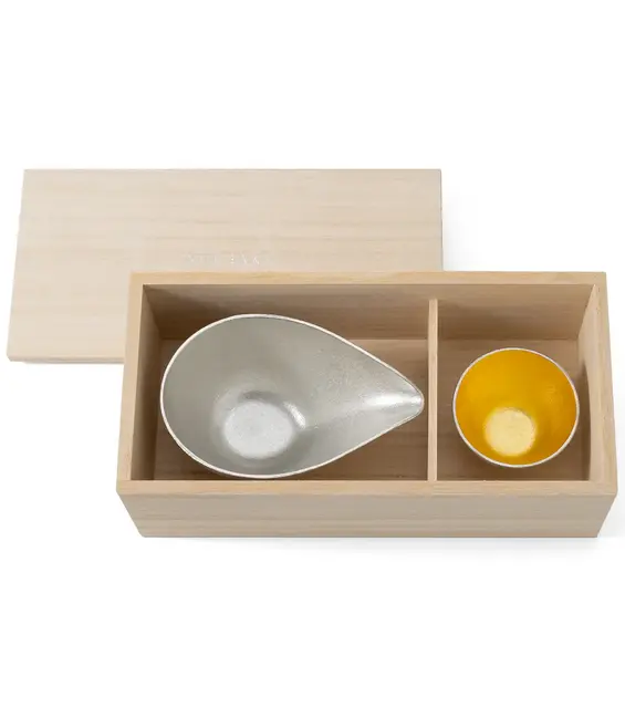 名入れ可｜片口 - 中・ぐい呑 - 金箔セット（桐箱入）｜錫製雑貨・酒器