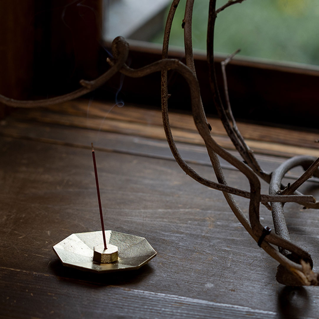 香皿 - 八卦｜錫製雑貨・酒器の通販は能作オンラインショップ【公式】