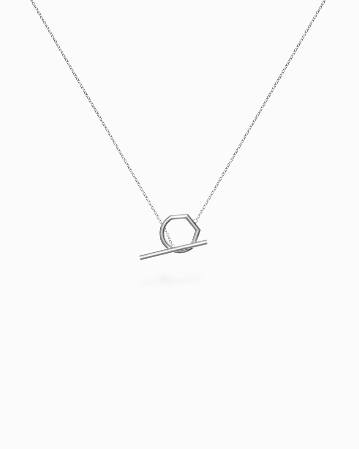 Short Line Toggle Necklace