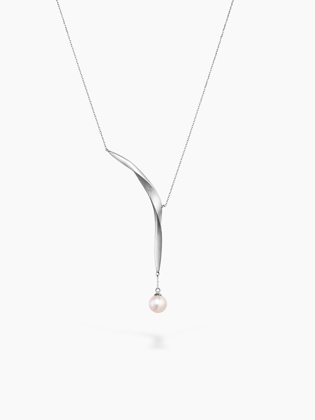 Ribbon Necklace | Necklaces | NS by NOUSAKU