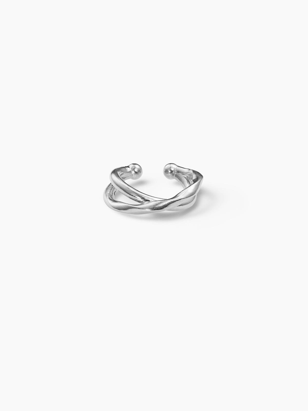 Ribbon Ear cuff Cross