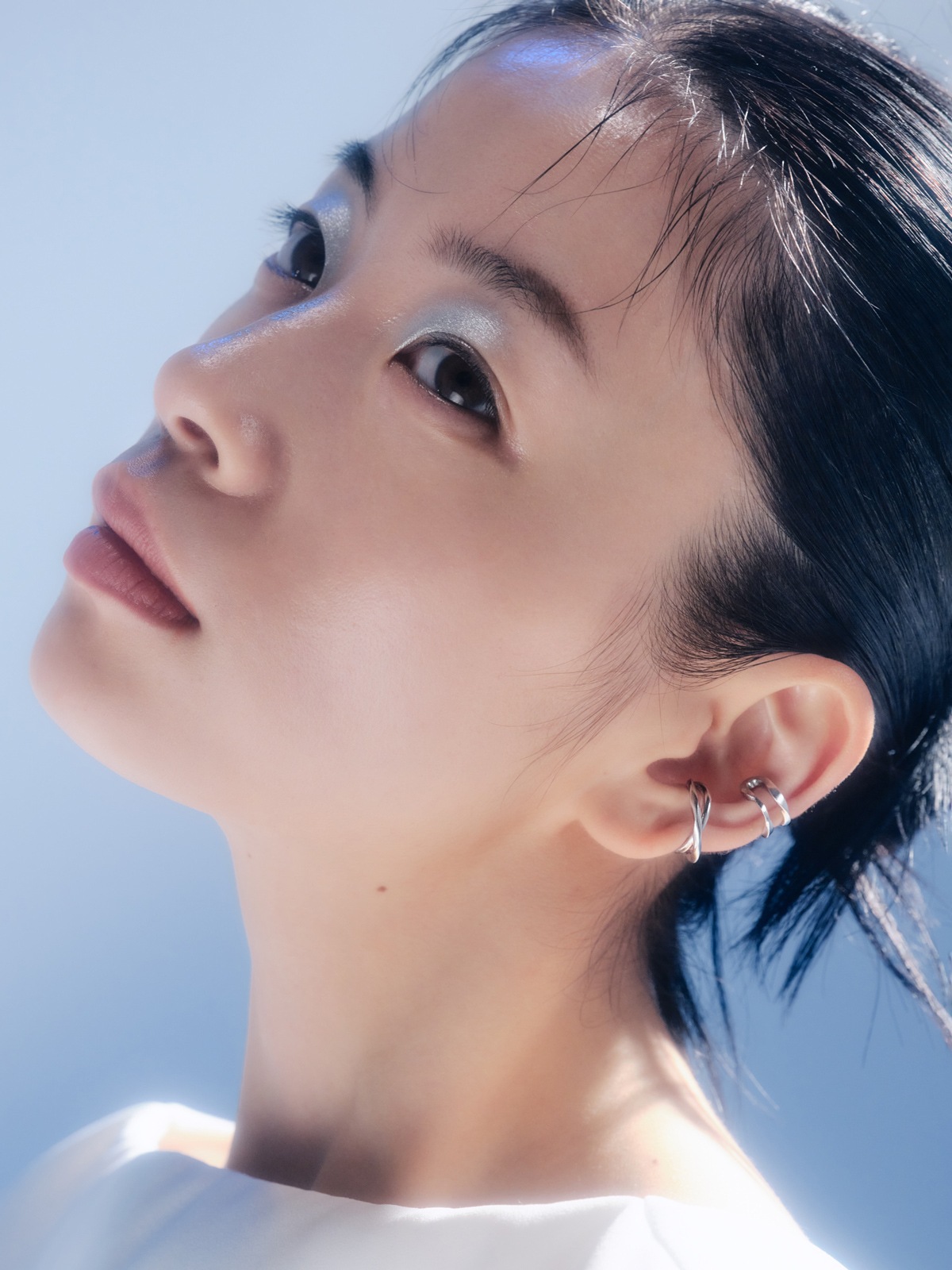Ribbon Ear cuff Cross
