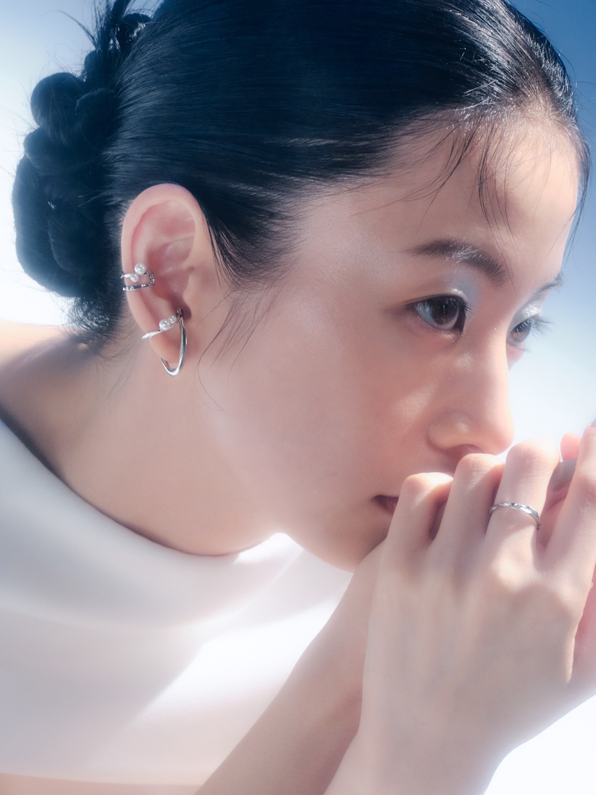 Ribbon Ear cuff Double Pearl