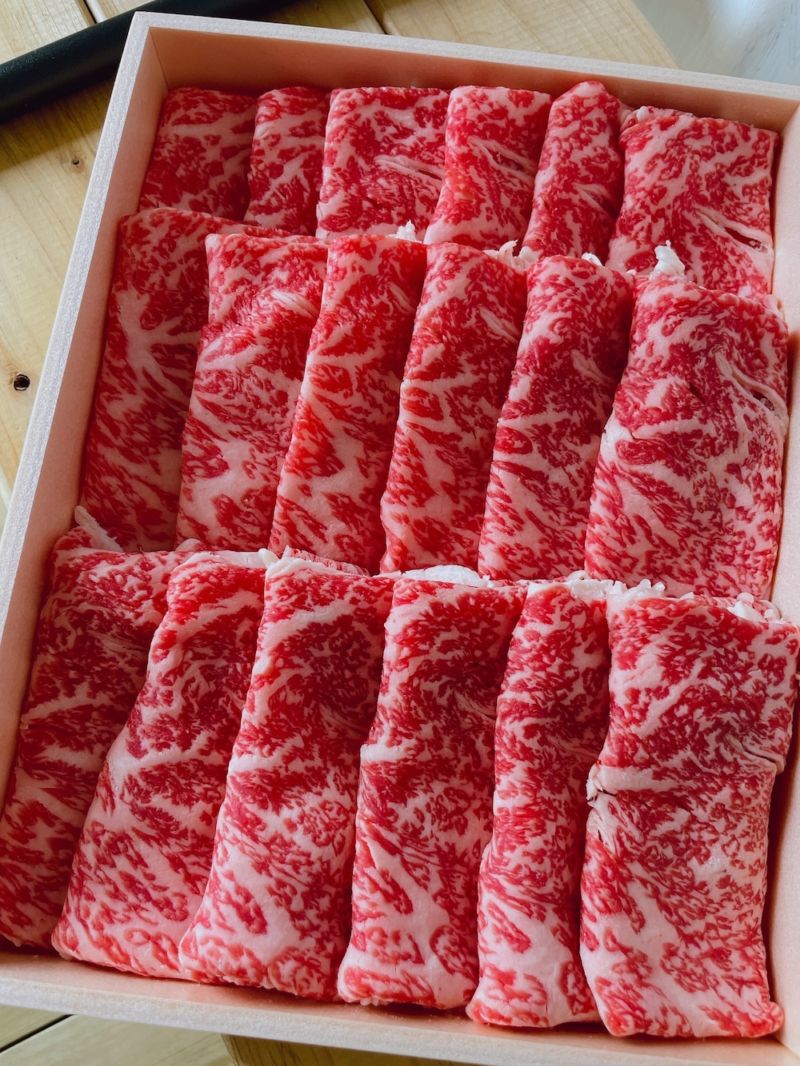 【送料無料】肩ロースしゃぶしゃぶ・すき焼きセット500g（4～5人前）｜菊池源吾牛