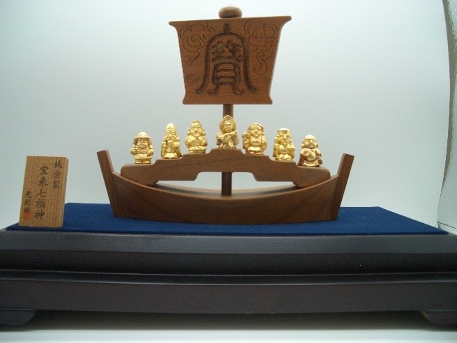 Yahoo!オークション -「純金七福神」の落札相場・落札価格 純金・純銀