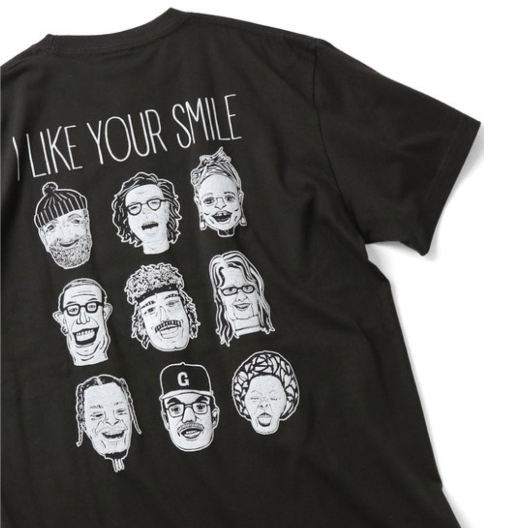 5.6oz YOUR SMILE Tee BLACK/ gym master