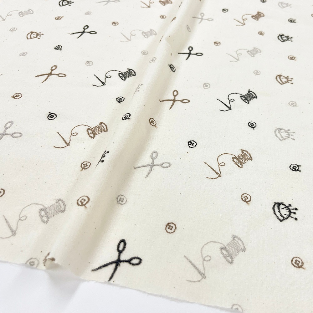 ソーイングマテリアル刺しゅう　モノトーン｜キャンブリック生地　刺繍