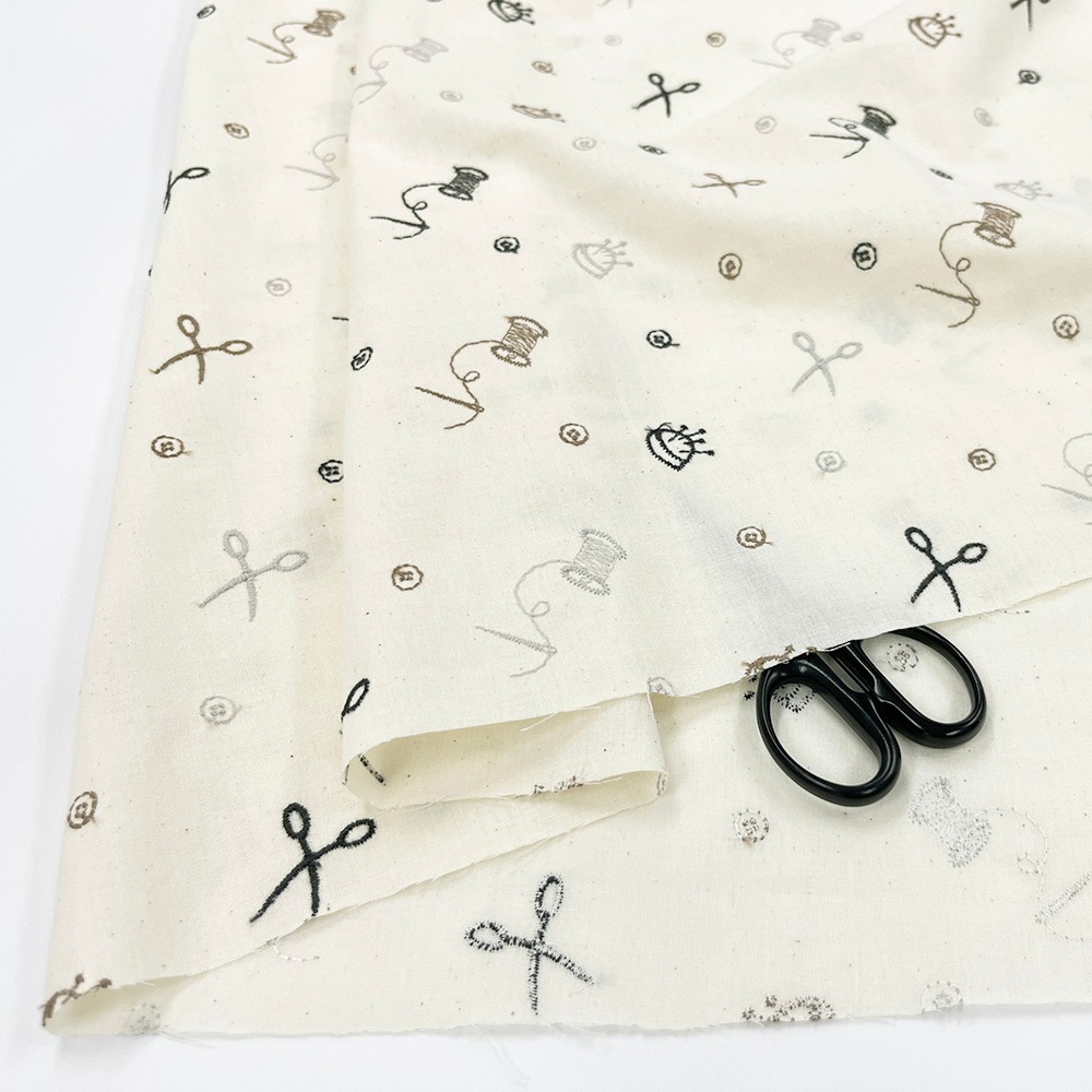 ソーイングマテリアル刺しゅう　モノトーン｜キャンブリック生地　刺繍