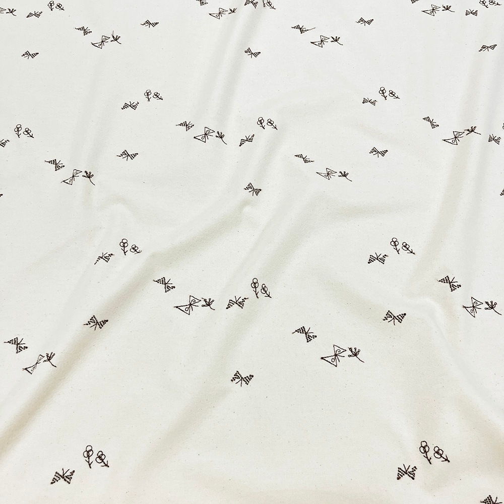 【Hitosaji】ちょうちょさんぽ 刺しゅう｜コットンフランネル 生成り