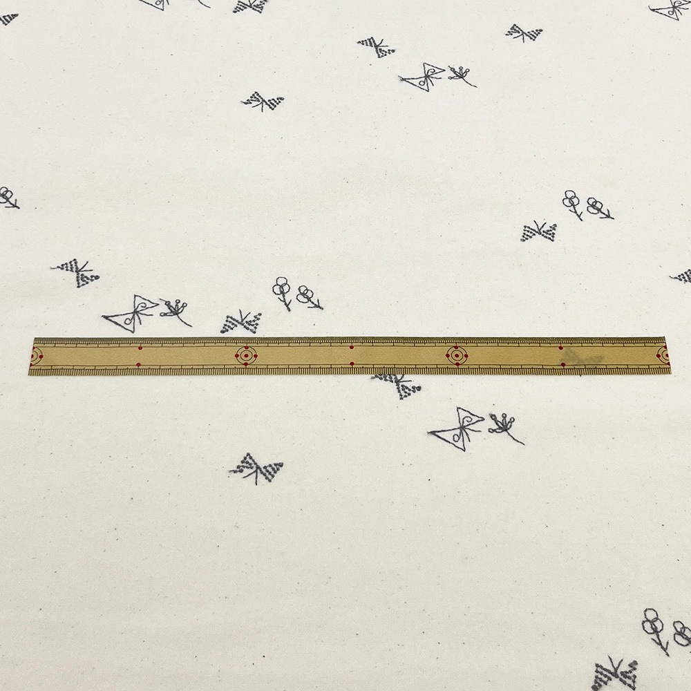 【Hitosaji】ちょうちょさんぽ 刺しゅう｜コットンフランネル 生成り