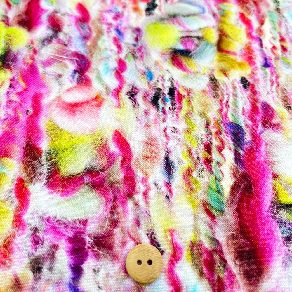 【Riconic】「もこもこ毛玉の大行進」 デジタルプリント｜シーチング