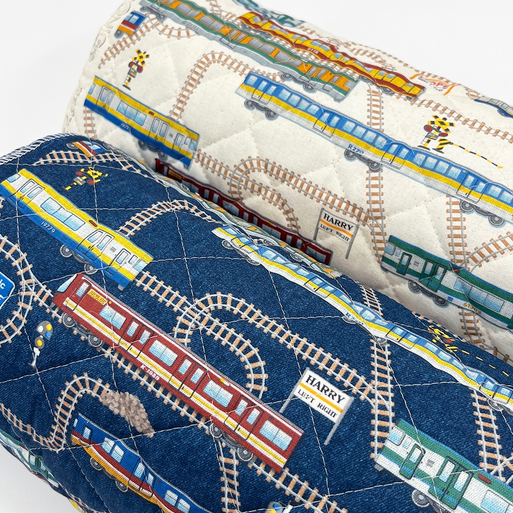 【Riconic】「ガッタンゴットン」 デジタルプリント｜キルティング