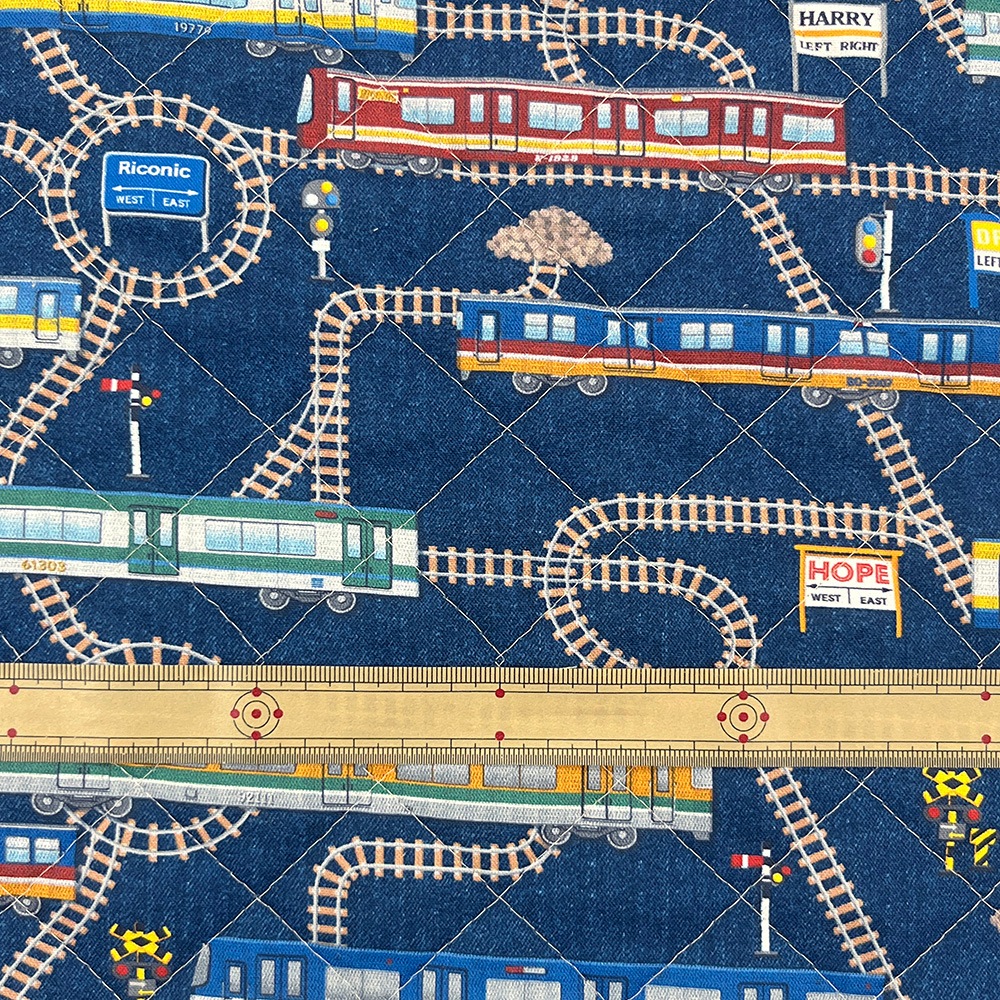 【Riconic】「ガッタンゴットン」 デジタルプリント｜キルティング