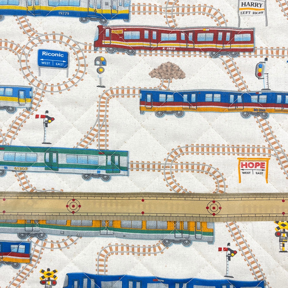 【Riconic】「ガッタンゴットン」 デジタルプリント｜キルティング