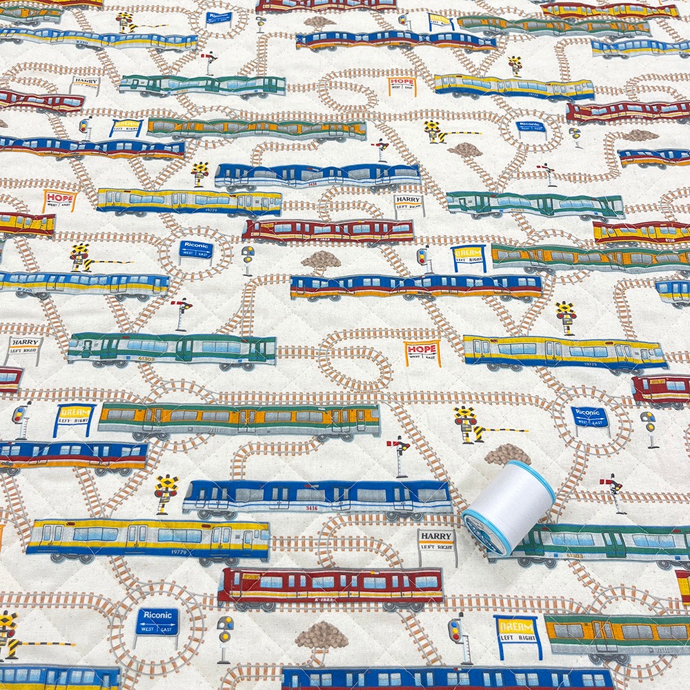 【Riconic】「ガッタンゴットン」 デジタルプリント｜キルティング