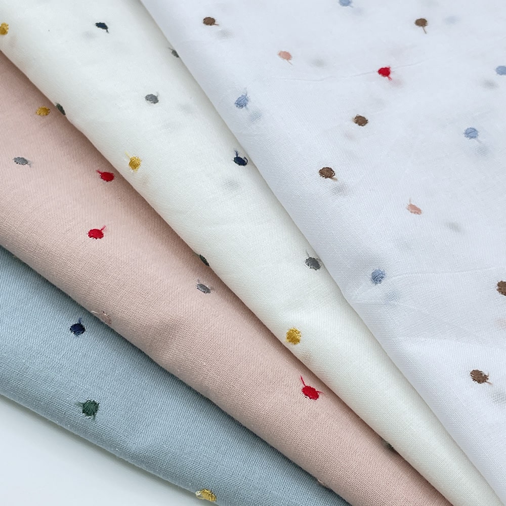 カラフル4色ドット 刺しゅう キャンブリック生地 (シェルピンク)