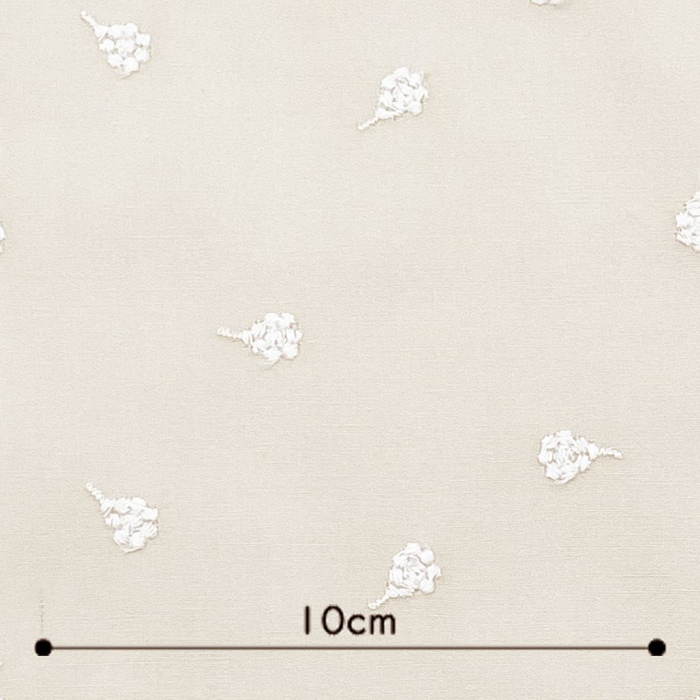 ベリー柄 ナッツ柄 木の実刺しゅう ブロード生地  (エクリュベージュ)