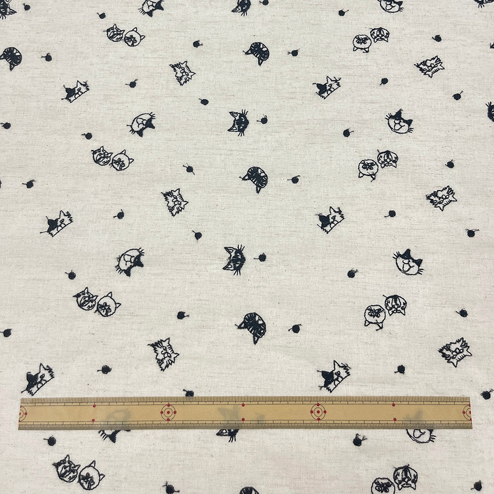 【Riconic】 ねこ玉 刺しゅう |綿麻シーチング コットンシーチング 刺繍