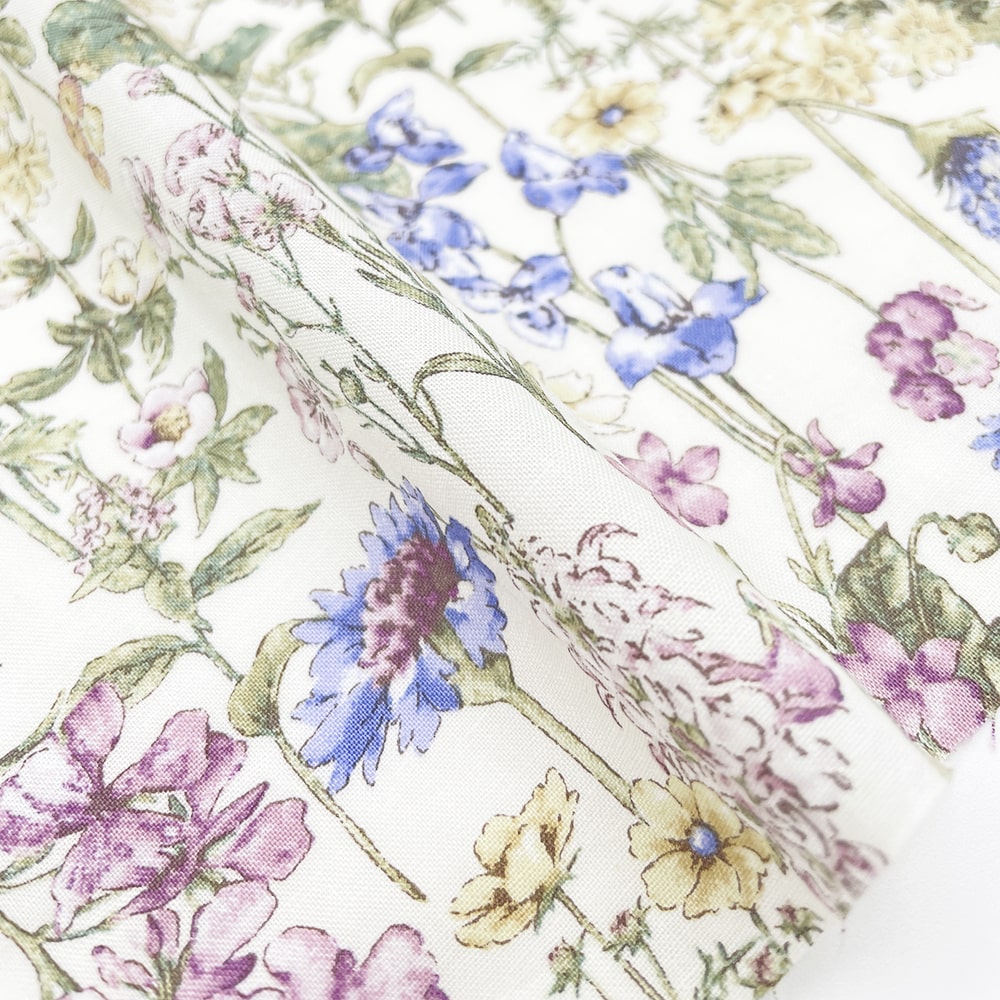 ボタニカルフラワープリント コットンスケア生地