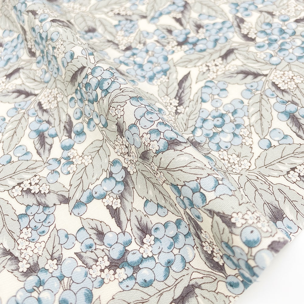 ブラットベリープリント コットンスケア生地