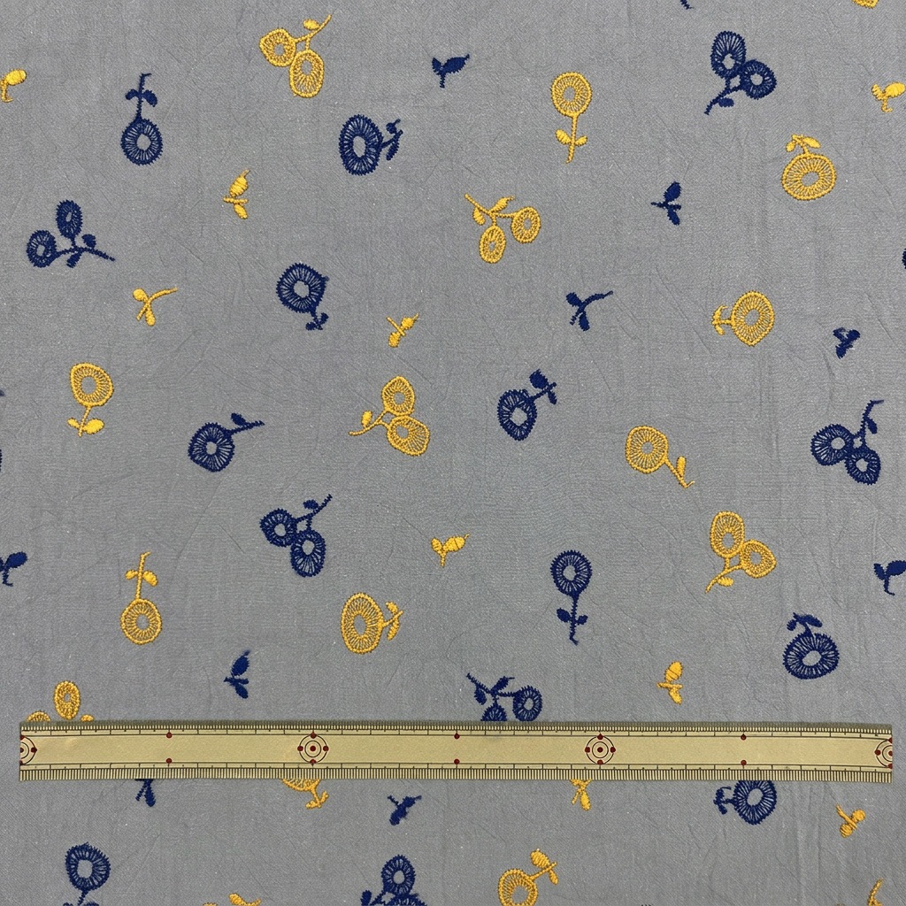 【Riconic】 ポピー 刺しゅう ｜綿麻シーチング　コットンシーチング　刺繍