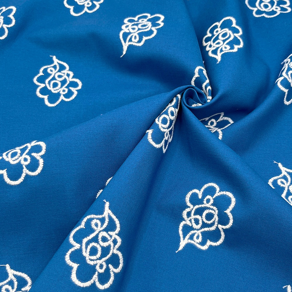 【Hitosaji】 華雲 刺しゅう ｜コットンシーチング生地