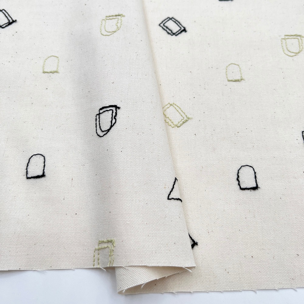 【Hitosaji】 ぱんもどき 刺しゅう |コットンオックス生地