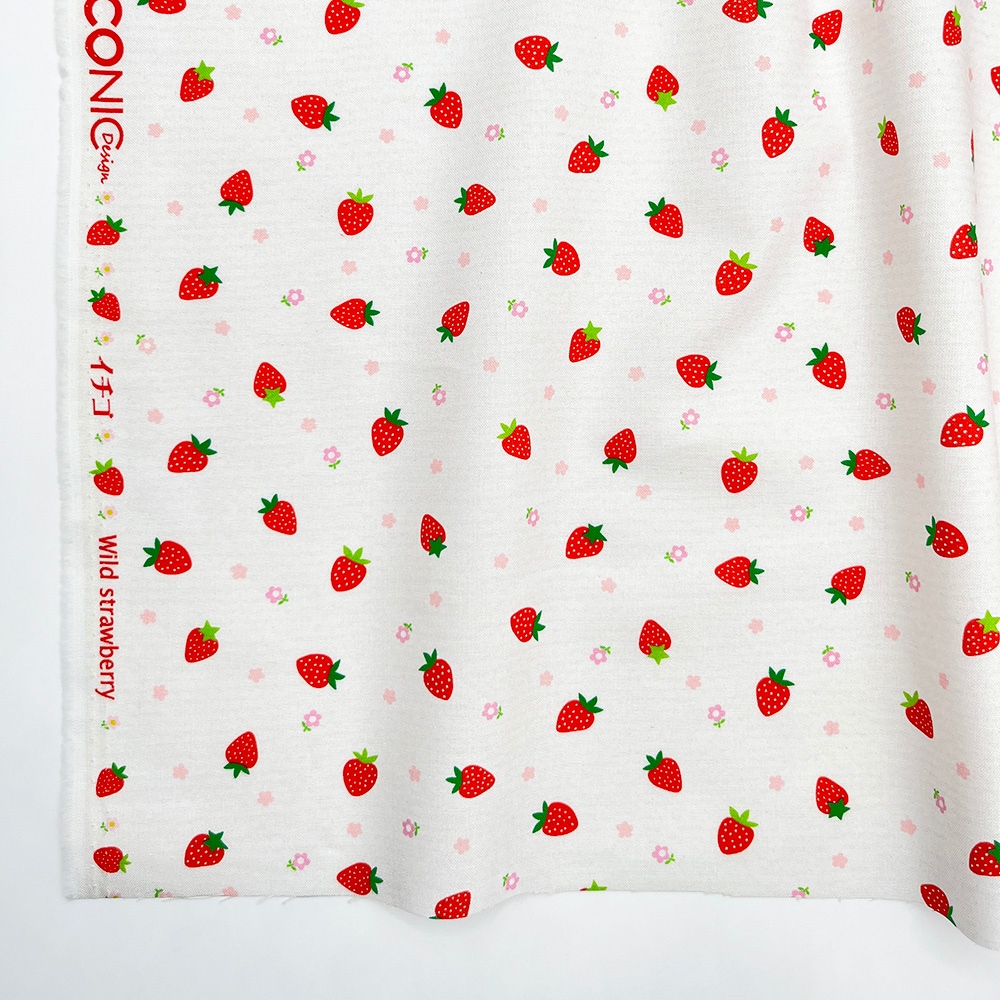 【Riconic】「イチゴ」 デジタルプリント｜シーチング