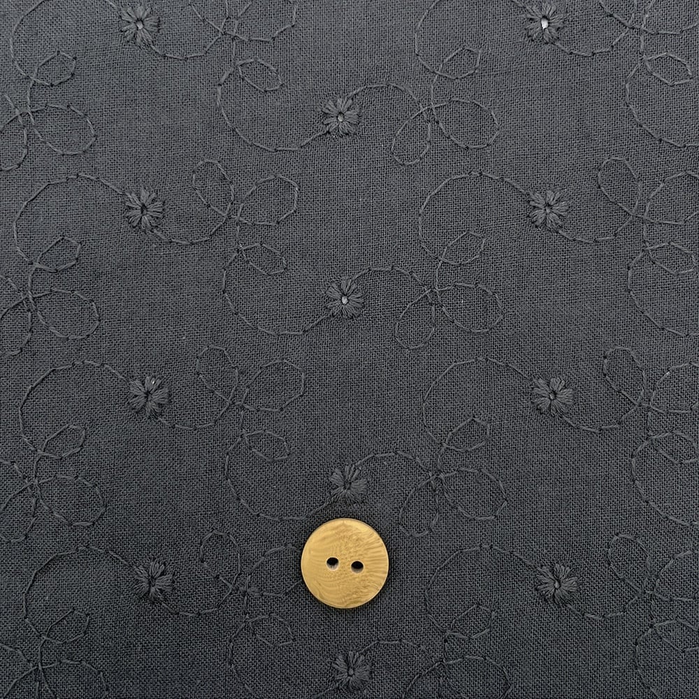 小花柄 刺しゅう レース キャンブリック生地 (チャコールグレー)