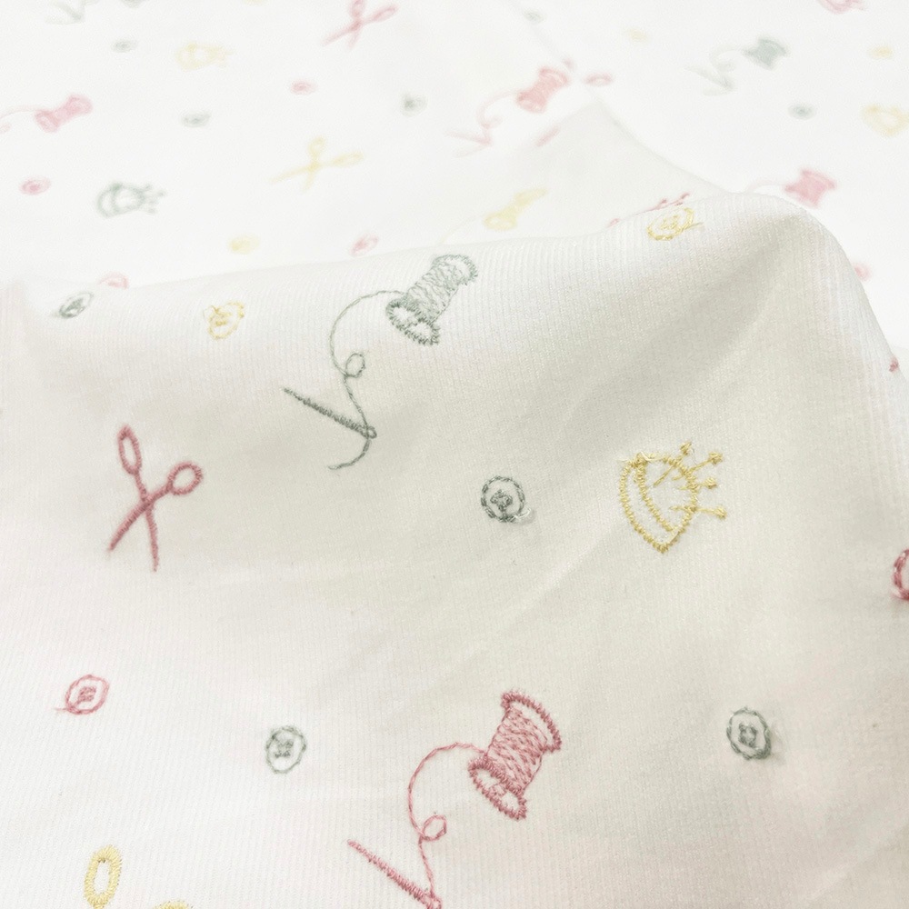 ソーイングマテリアル刺しゅう｜コーデュロイ　刺繍