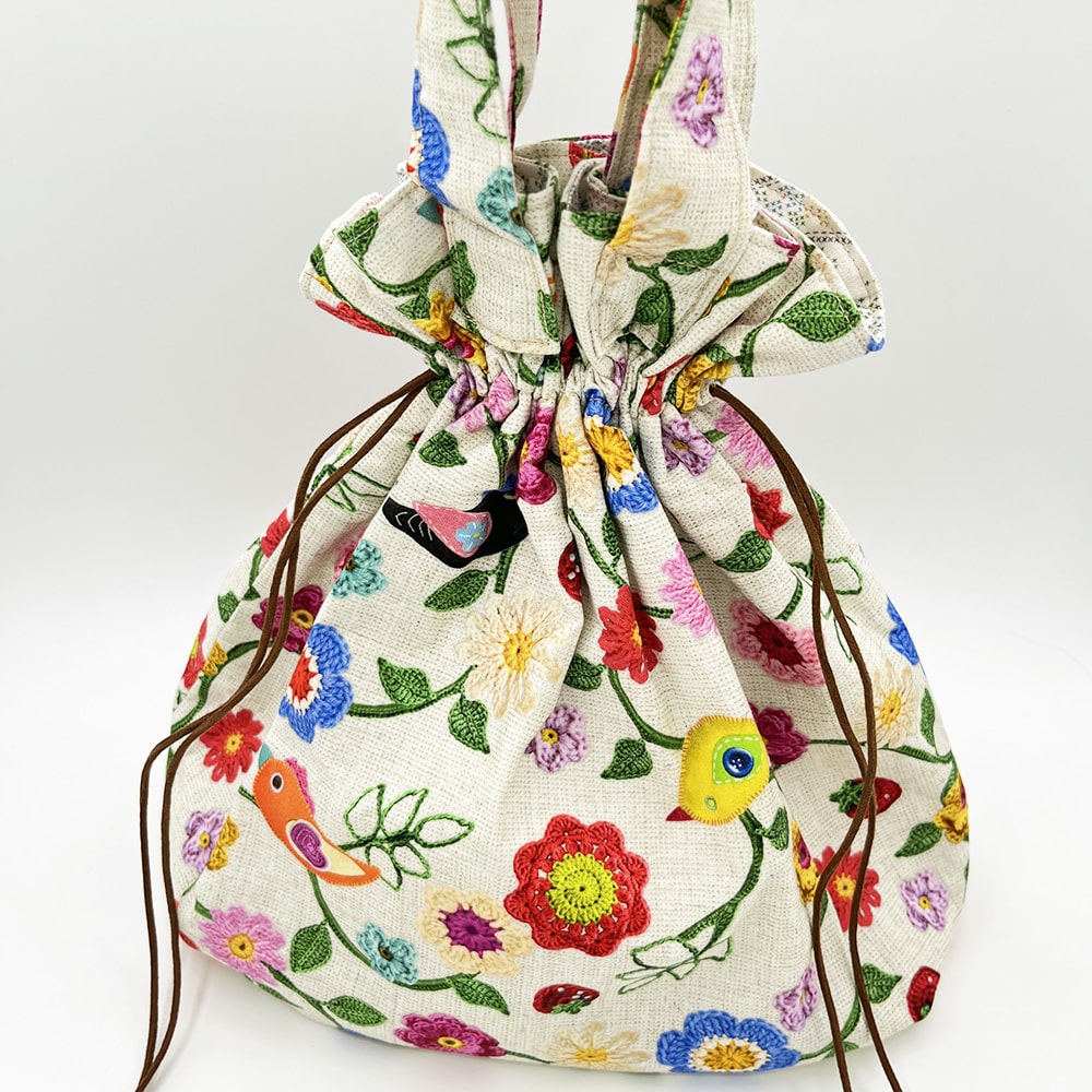 【Riconic】「いちごポリス」 デジタルプリント|キルティング