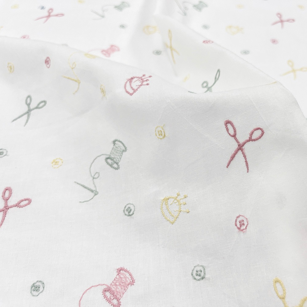 ソーイングマテリアル刺しゅう　ペールカラー｜キャンブリック生地　刺繍