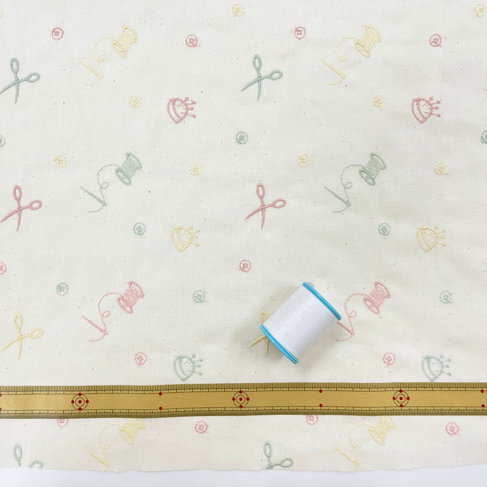 ソーイングマテリアル刺しゅう　ペールカラー｜キャンブリック生地　刺繍