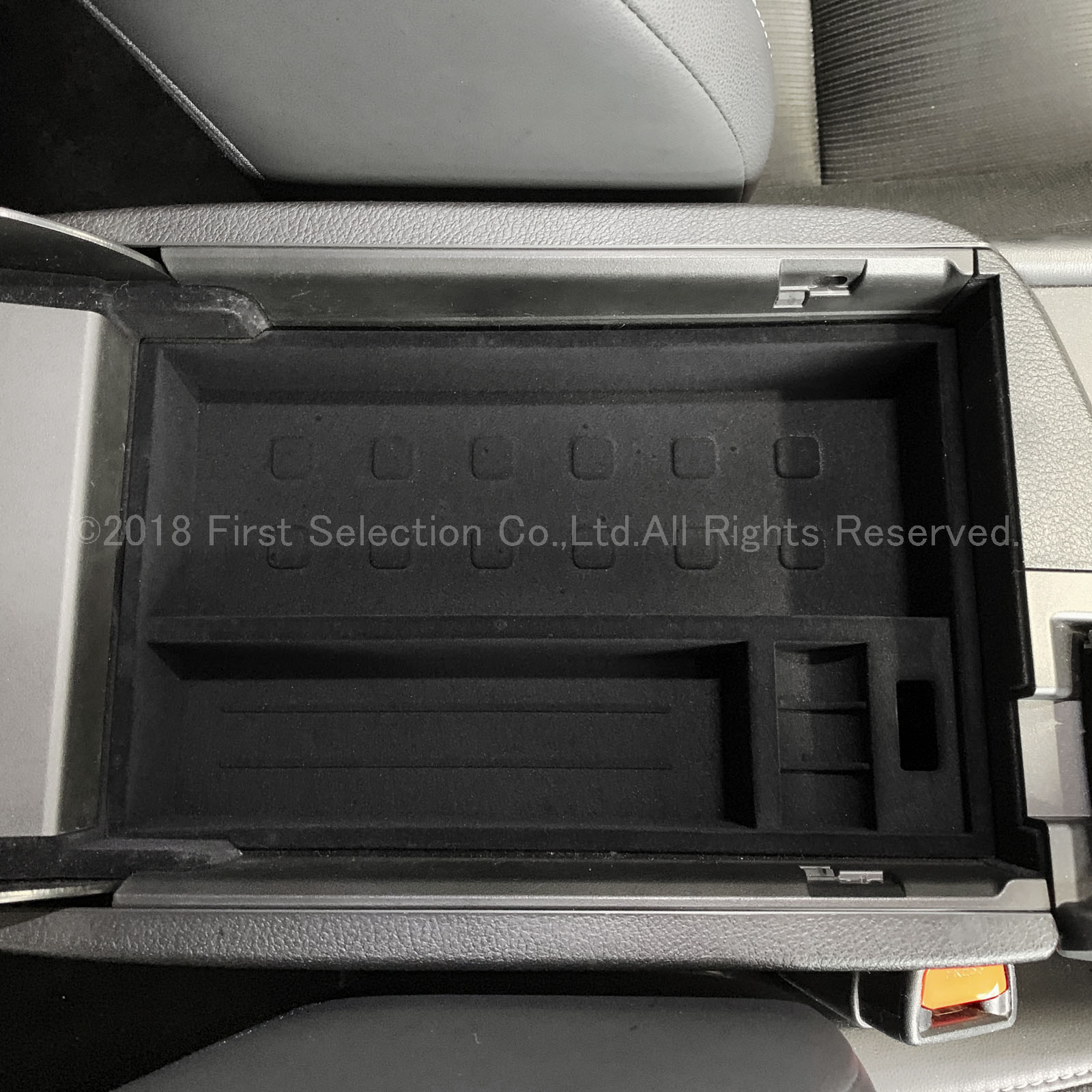 レクサス NX10系用 コンソール収納トレイ(起毛タイプ) LEXUS NX300h NX300 NX200t AYZ10 AYZ15 AGZ10 AGZ15
