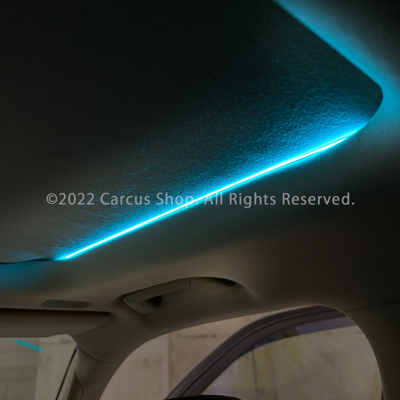 12月限定来店取付工賃込 トヨタ 300系ランドクルーザー用 64色対応車内アンビエントシステム基本セット  FJA300W VJA300W(イルミネーション)