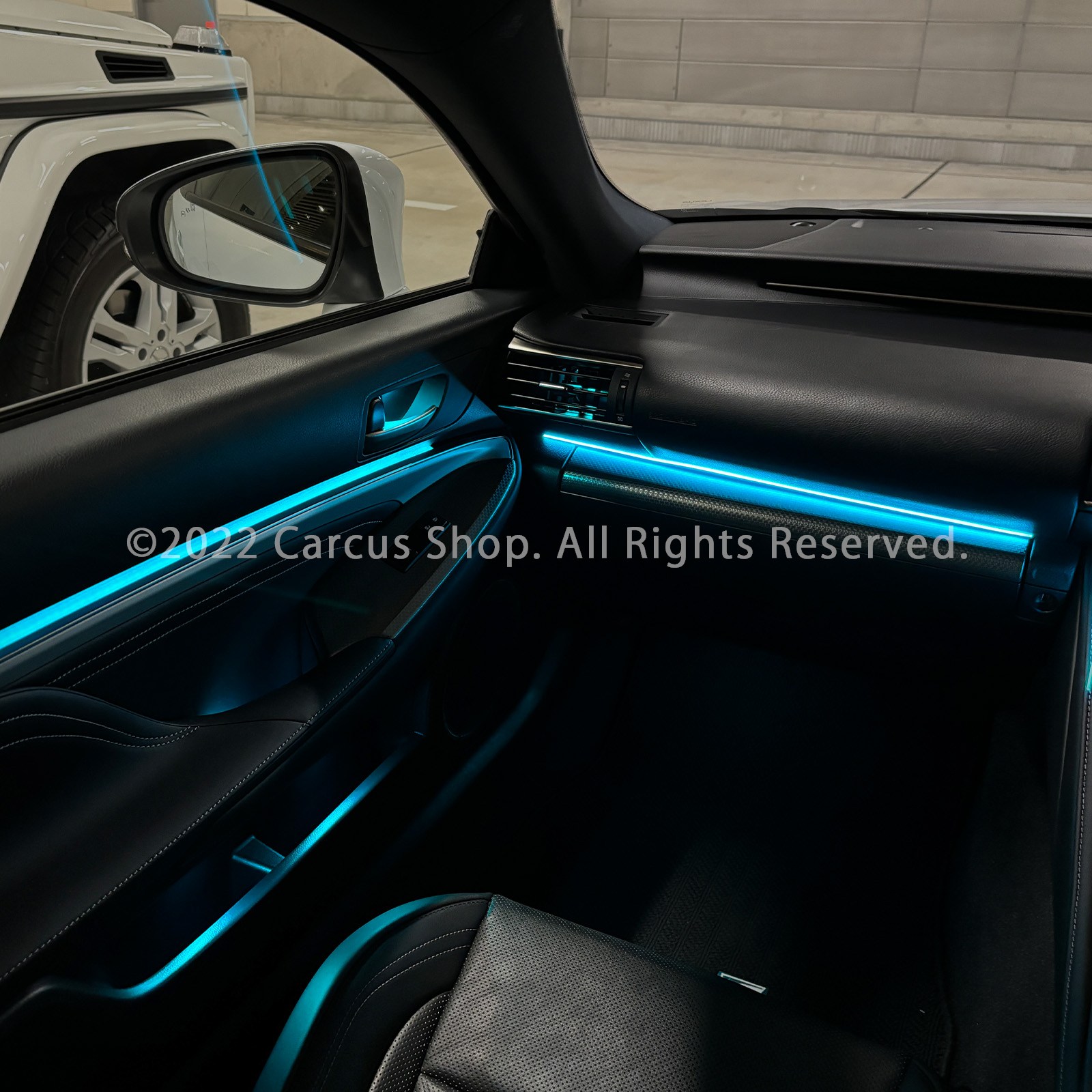 期間限定セール 先着3台限定 12月~1月限定来店取付工賃込 レクサス RC10系用 64色対応車内アンビエントシステム基本セット LEXUS RC300h RC350 RC200t GSC10 AVC10 ASC10 (イルミネーション)