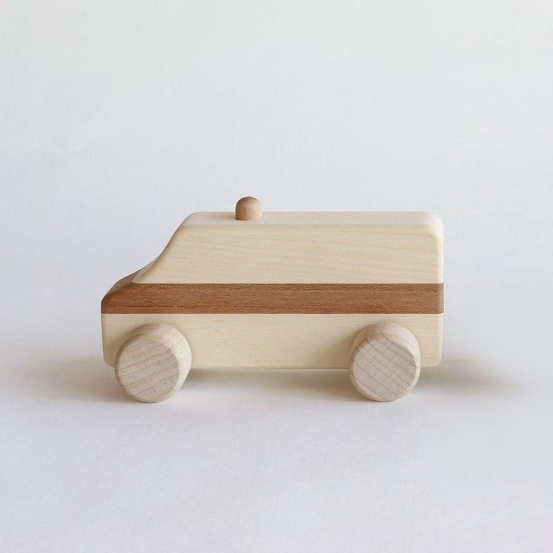 コロコロミニカー 救急車