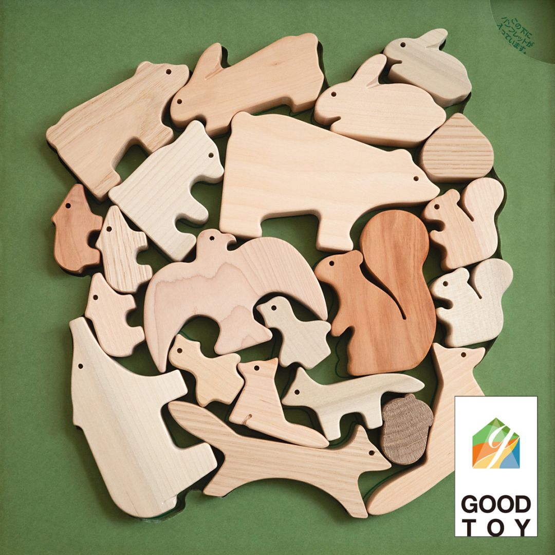 <{$item.group.list[i].name}