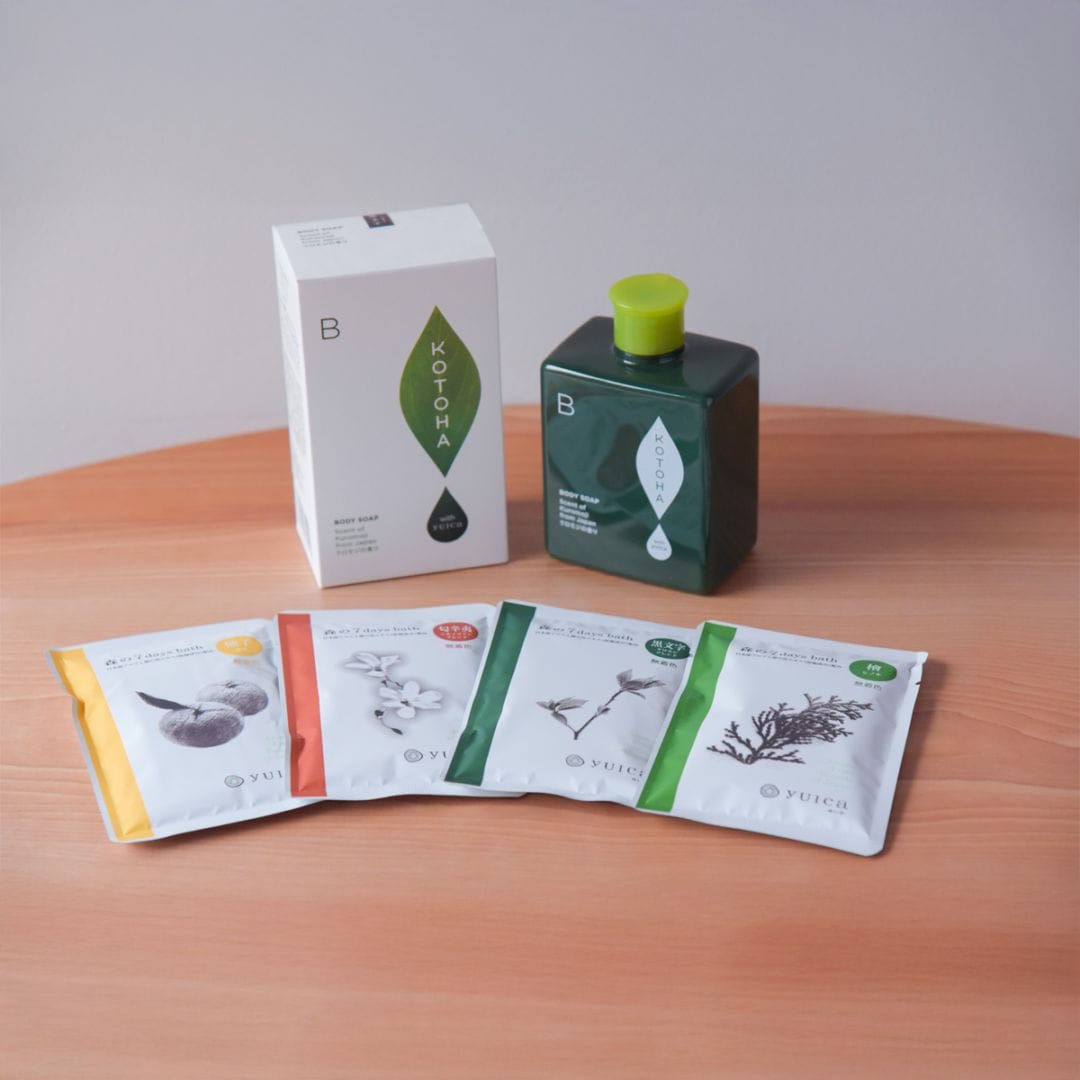 <{$item.group.list[i].name}