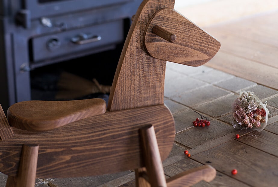 【高級】定価6 万Mokuba 木製ロッキングホース oak village木馬 高級】定価6 万Mokuba 木製ロッキングホース oak village木馬