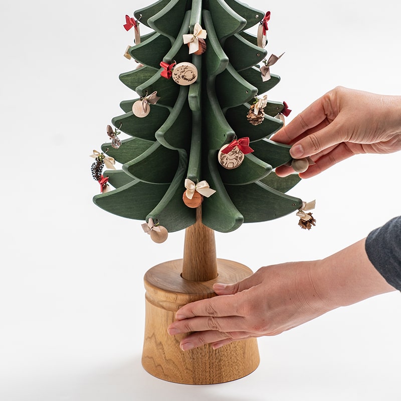 【新品未使用】オークヴィレッジウィッシュ　oakvillageオルゴールツリー オルゴールツリー・プチ（グリーン）｜[飛騨の家具]オーク
