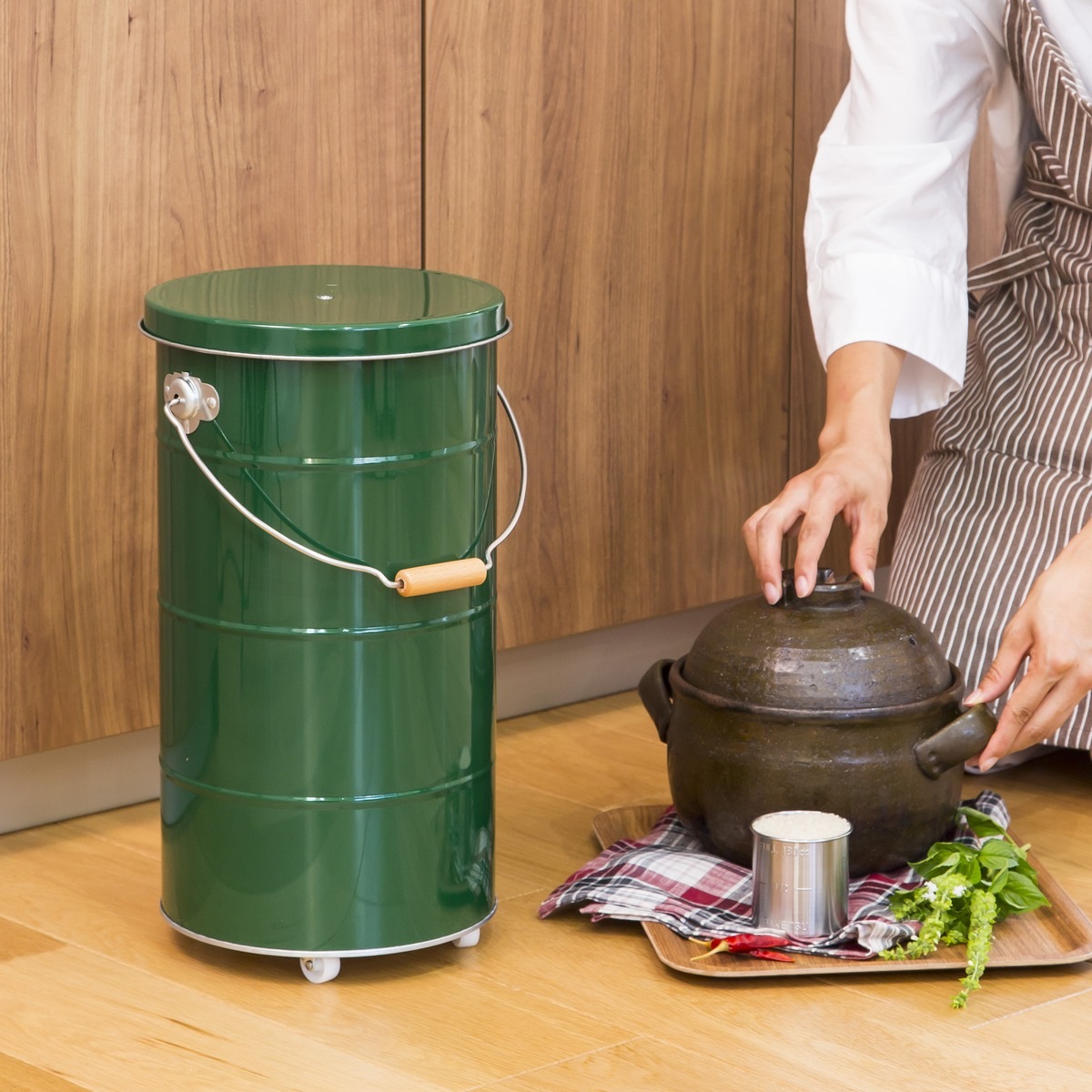 OBAKETSU】ライスストッカー10kg（キャスター付き） | 10kg | OBAKETSU