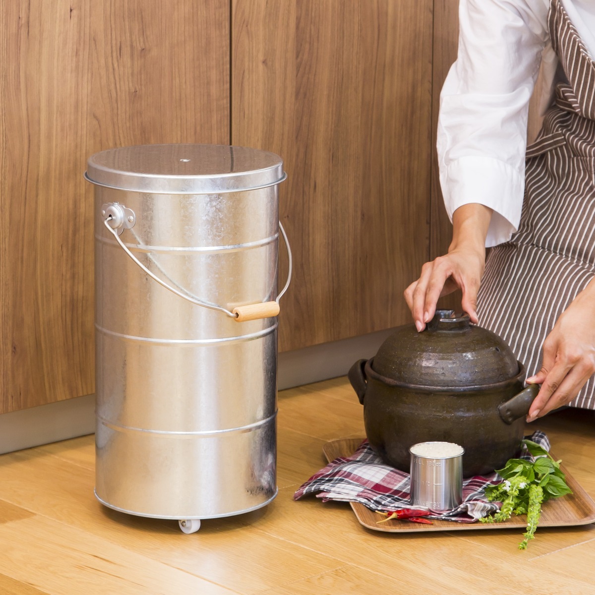 【OBAKETSU】ライスストッカー10kg（キャスター付き）