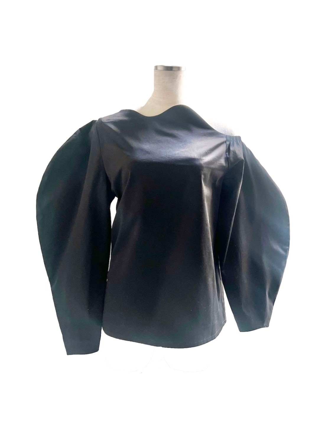 品揃え豊富で スカラップブラウス/ブラック【残りわずか】 | TOPS | OBLI トップス