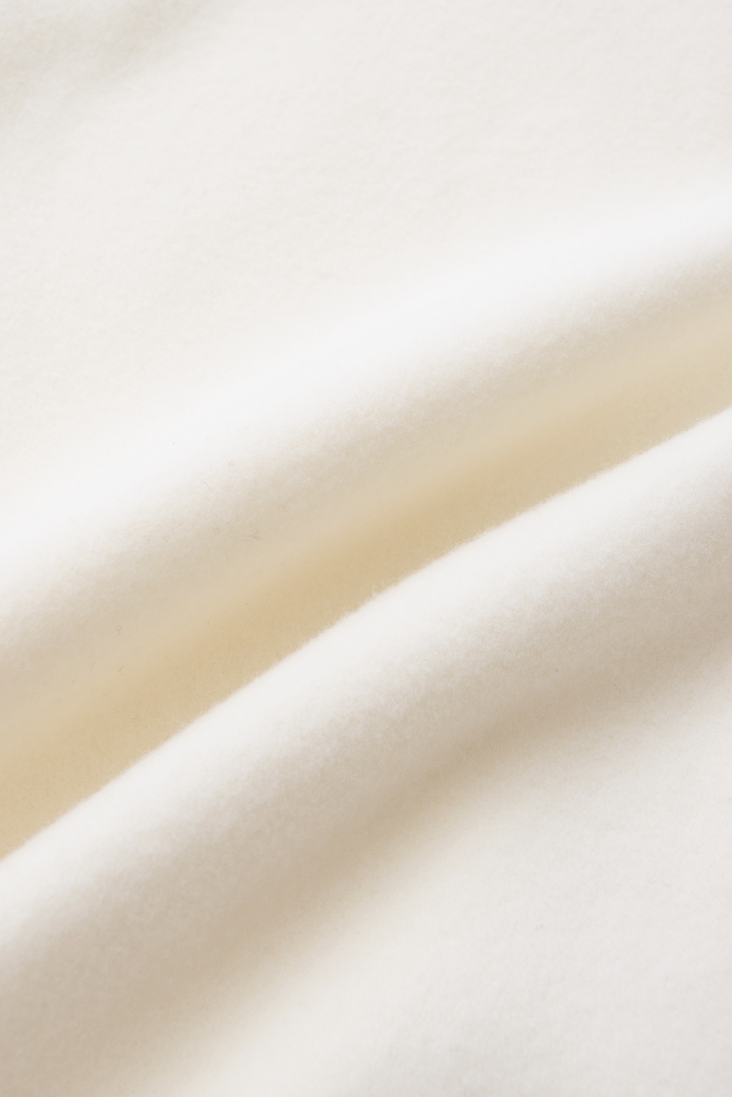 Vネックウールトップス/ホワイト【残りわずか】