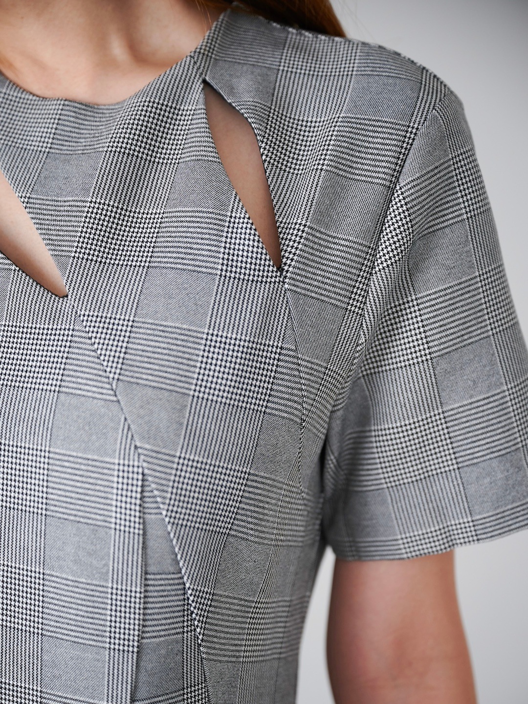 グレンチェックカットアウトドレス