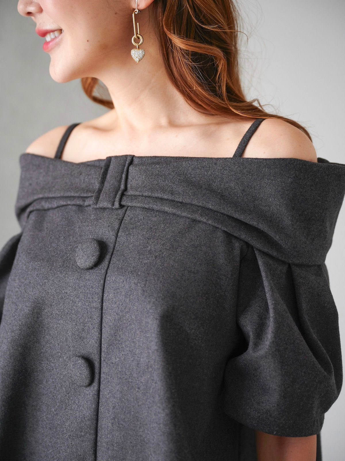 リボンオフショルダートップス | TOPS | OBLI