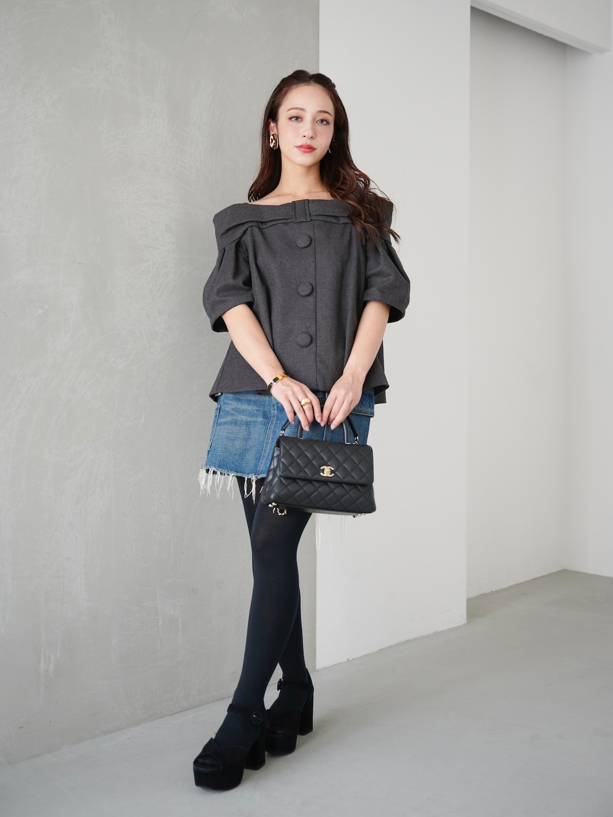 Obli リボンオフショルダートップス リボンオフショルダートップス【10月11日(土)21:00再販売