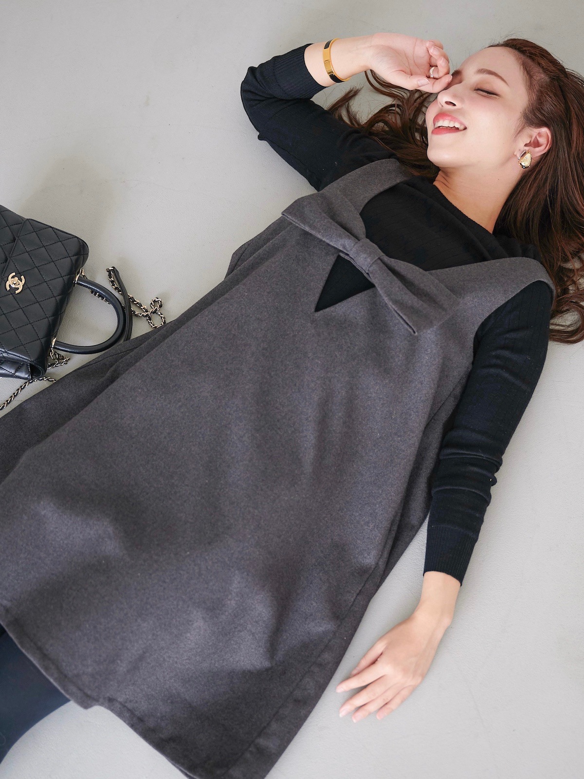 グレーリボンジャンパーワンピース